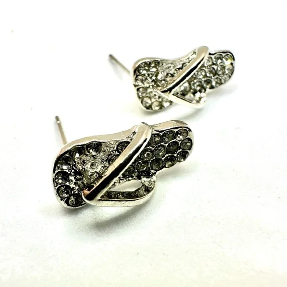 NWOT - Sparkling Silver Crystal Flip-Flop Earrings - Picture 4 of 13